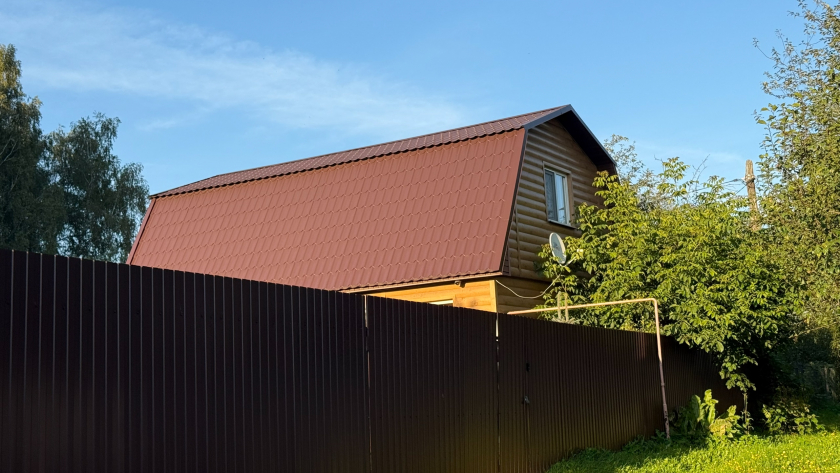 Сосед по даче принес мне список из 12 претензий: я мудро ответила одной строчкой