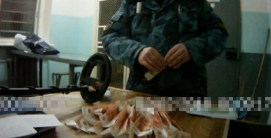 В Пензе осуждённый пытался пронести в СИЗО 170 тысяч рублей в сигаретах