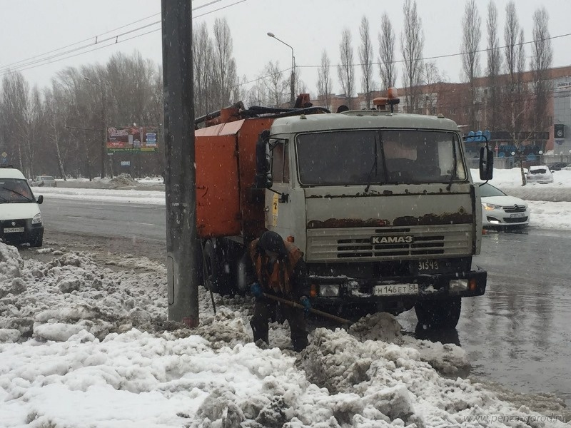 Юрий Ильин экстренно прервал отпуск из-за затопленных улиц Пензы