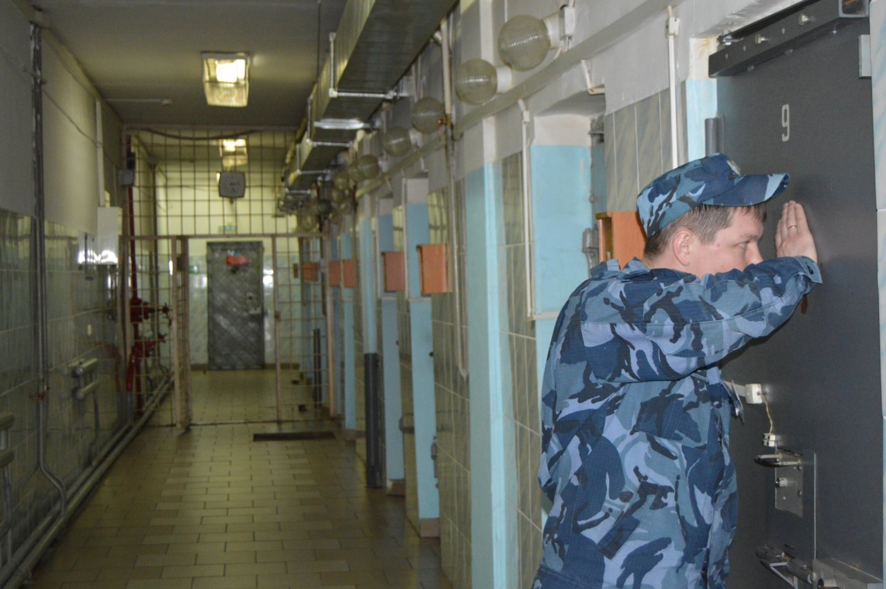 Трое заключенных вскрыли вены, находясь в камере пензенской ИК-8 - источник