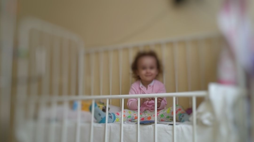 Пензенцев просят помочь двухлетней Кире, больной лейкозом