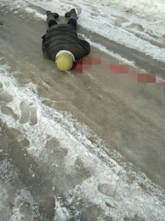 В Мокшане женщина погибла, поскользнувшись на льду дороги