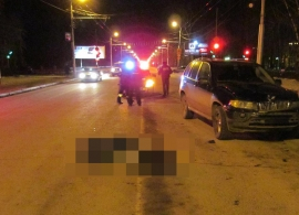 Ночью автомобиль BMW X5 сбил пешехода в Кузнецке