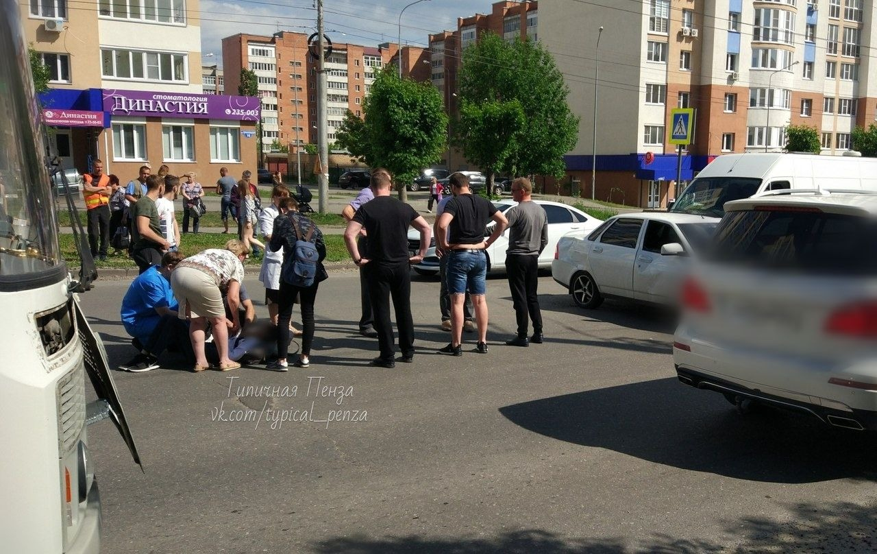 В Пензе на Тернопольской в аварии пострадали три школьницы