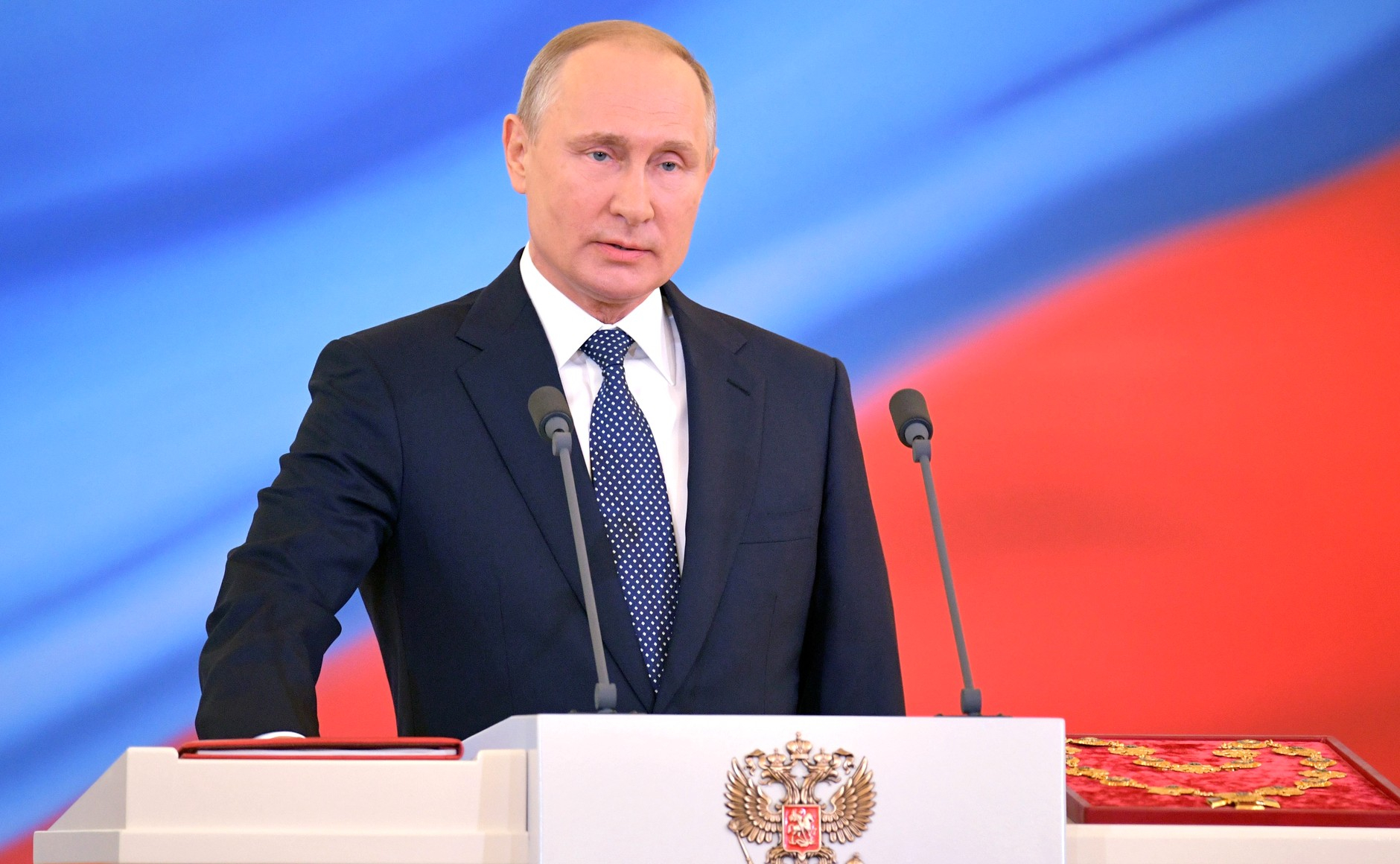 Трансляция прямой линии президента Российской Федерации Владимира Путина