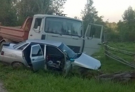 В ДТП с "МАЗом" в Сердобском районе пострадал молодой водитель