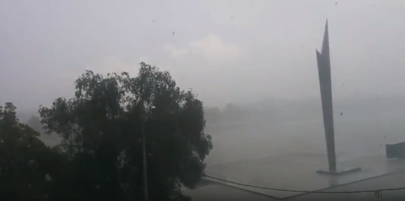 Пензенцы делятся видео урагана и дождя на улицах города