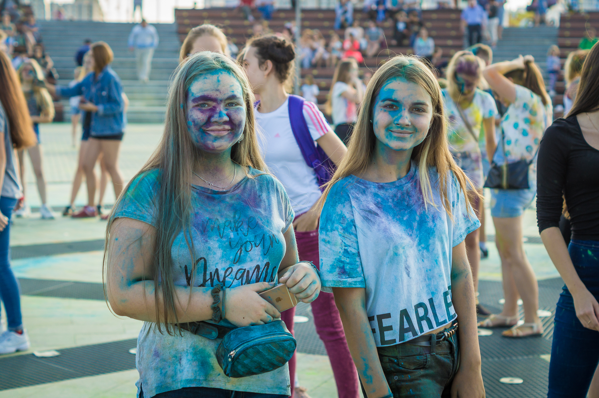 В Спутнике состоялся последний в сезоне фестиваль красок