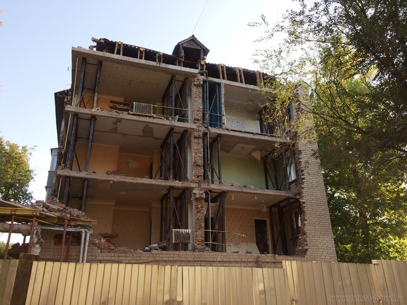 Мэр Пензы поручил восстановить дом на Крупской до 10 октября