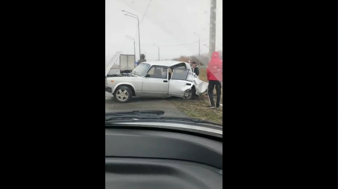 Читатель прислал видео аварии в районе Нижней Елюзани