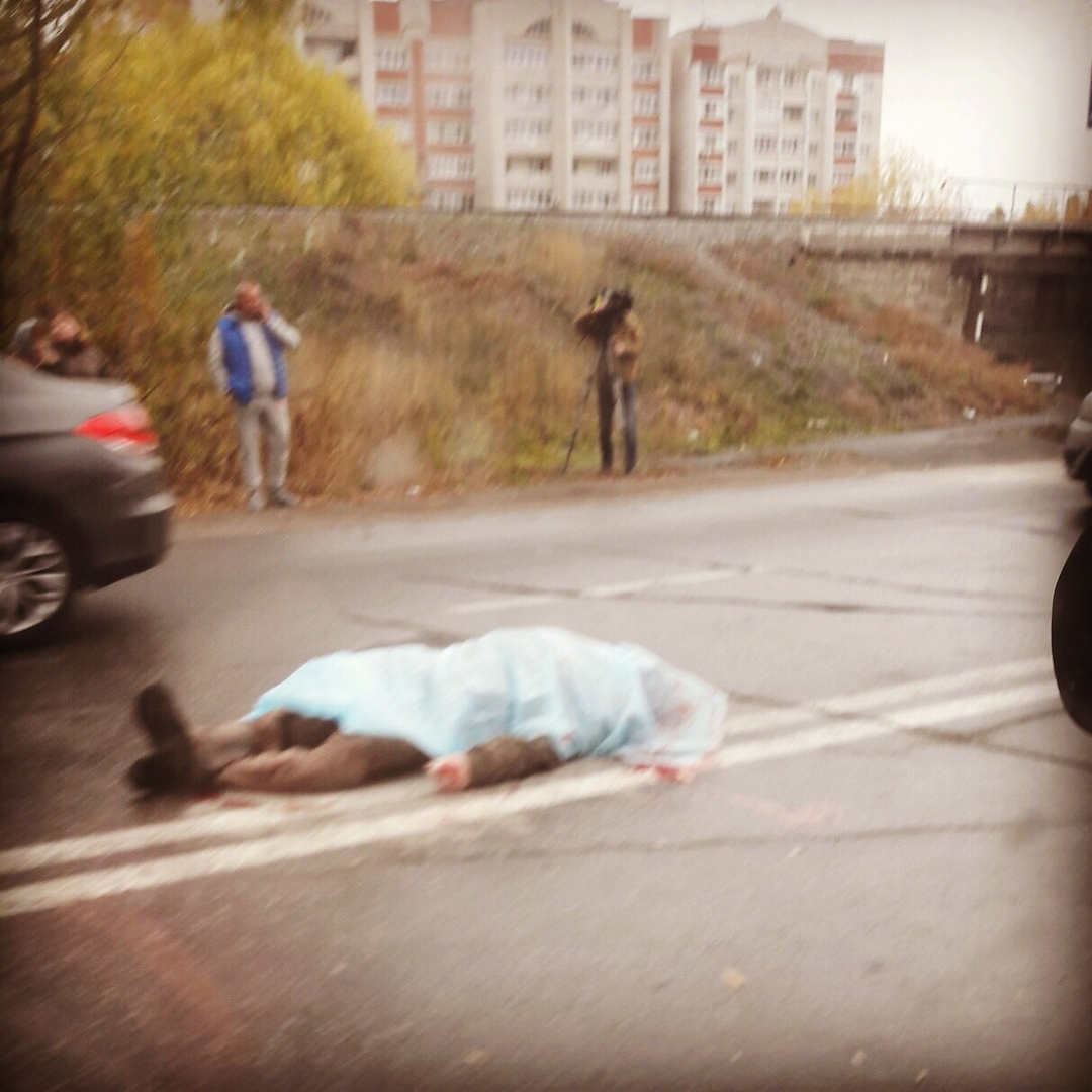 На Большой Арбековской насмерть сбили мужчину на пешеходном переходе