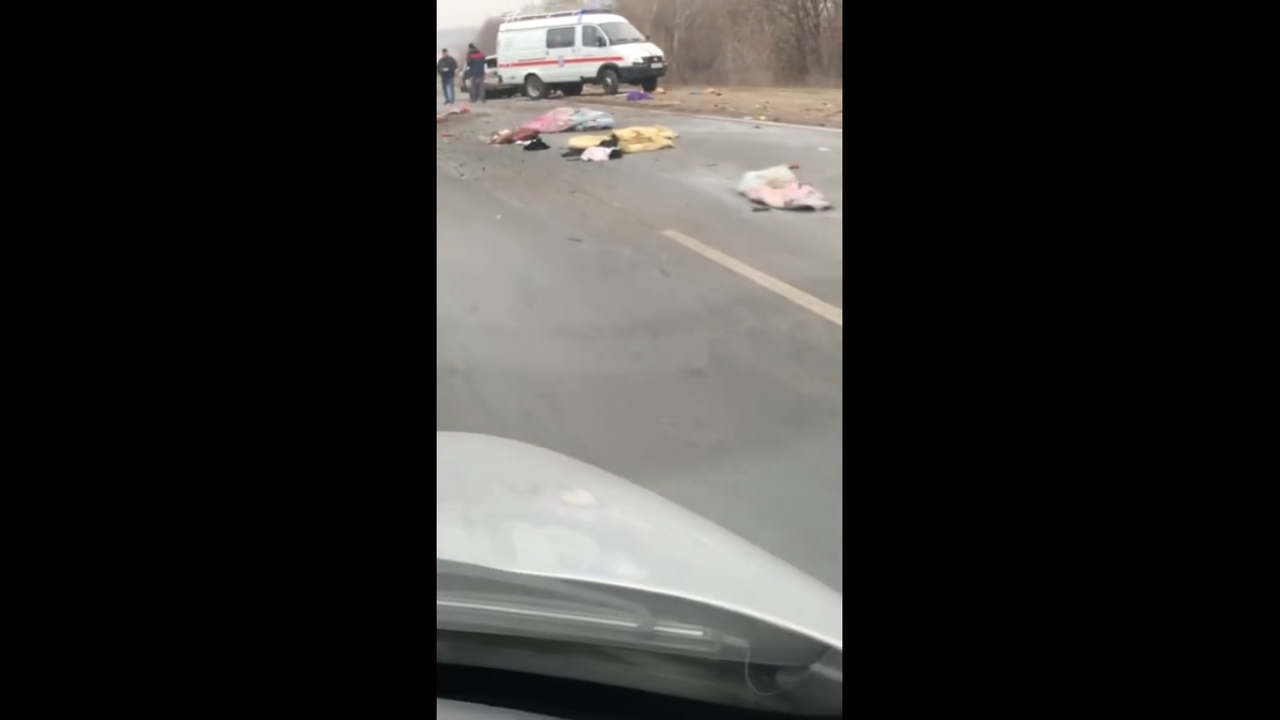 Читатель прислал видео страшной аварии у Константиновки