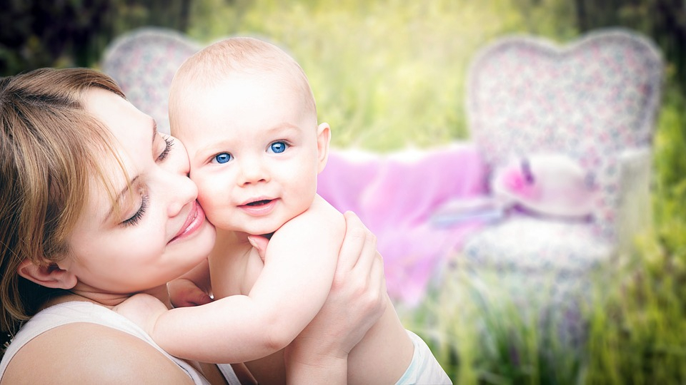 Пензенский губернатор: "Мы должны всеми силами поддержать материнство"