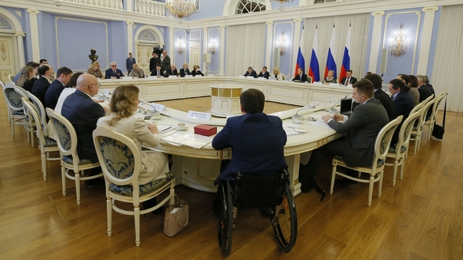 Медведев заинтересовался опытом Пензы по поддержке молодых людей с инвалидностью
