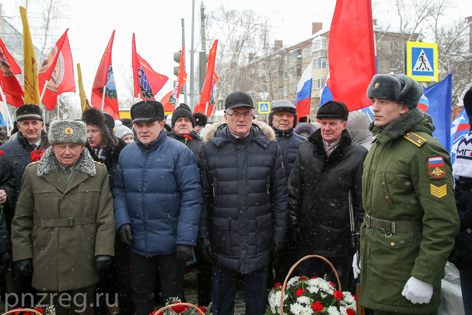 В Пензе прошел торжественный митинг в честь 75-летия освобождения блокадного Ленинграда