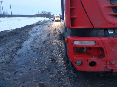 Молодого пензенца сбили на дороге в Рязанской области
