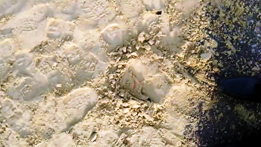 В Пензенской области дороги «ремонтируют» кусками кирпича и песком – видео