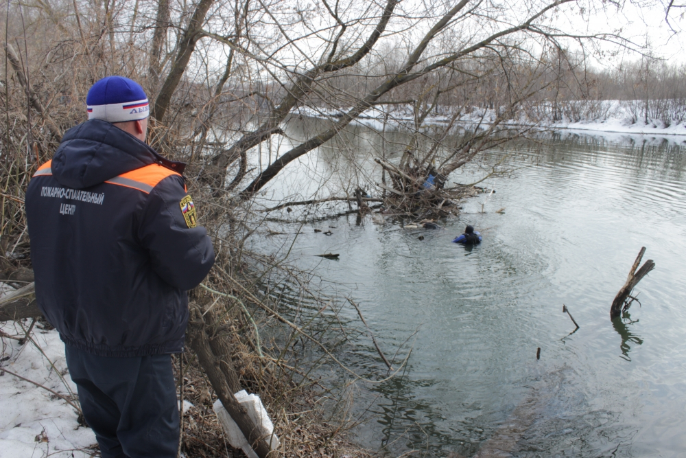 Пензенские спасатели извлекли тело мужчины из реки