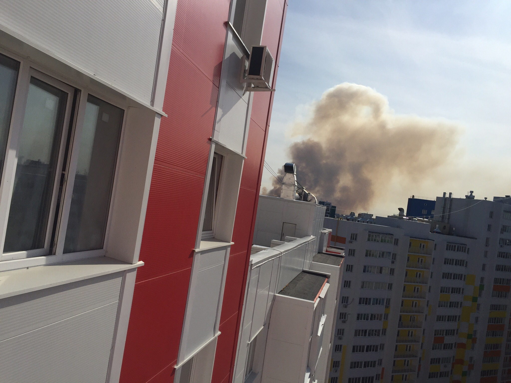 Жителей Пензы пугает черный дым с улицы Фонтанной
