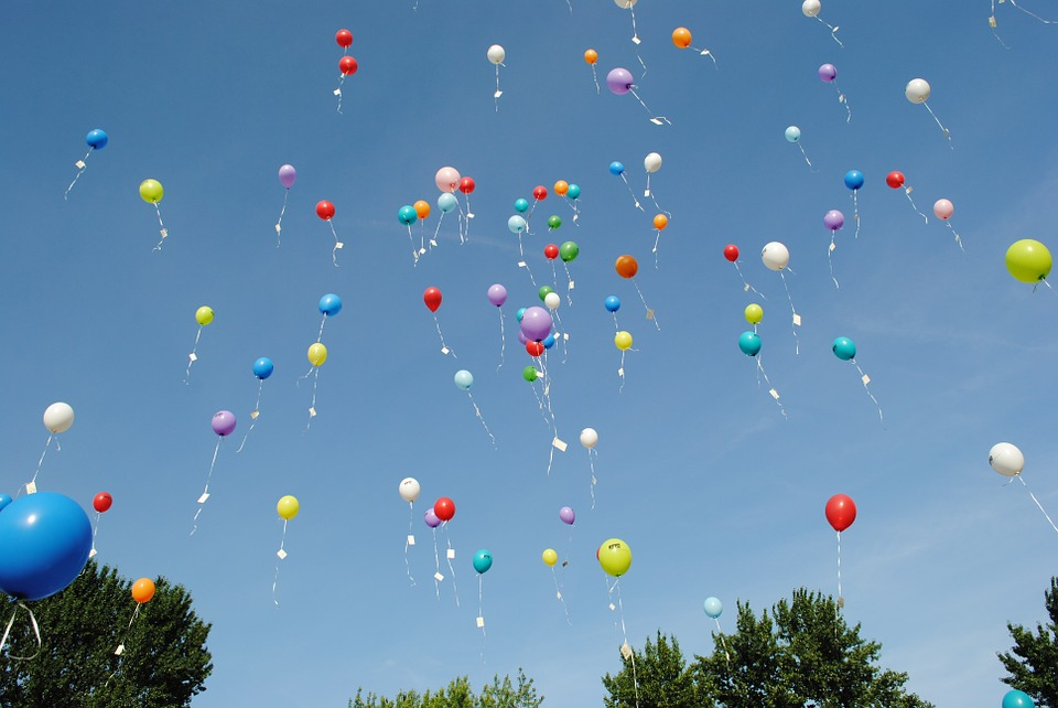"Сотни воздушных шаров": пензенцев возмутило поведение медалистов