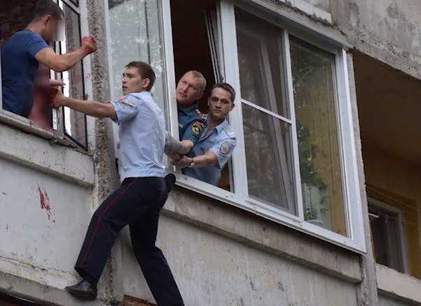 В соседнем с Пензой регионе мужчина пытался выкинуть грудничка из окна