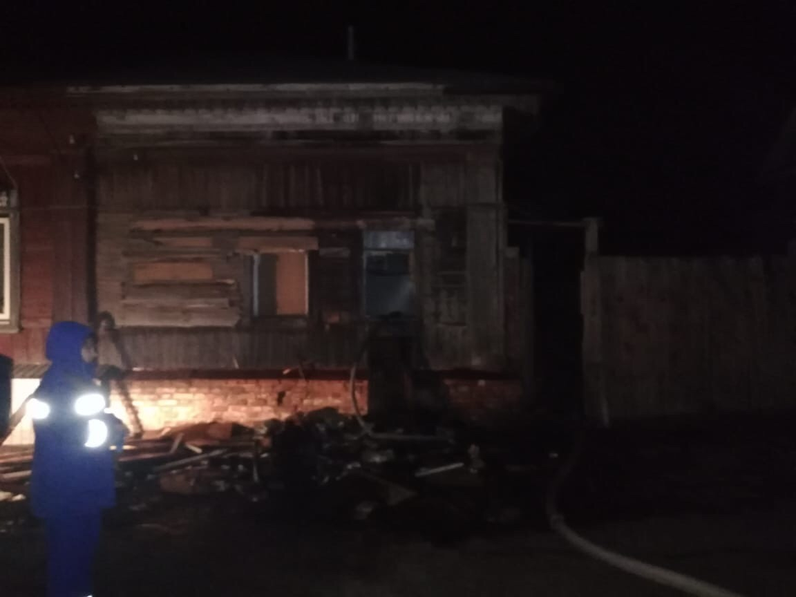 В ночном пожаре в Пензенской области погиб мужчина