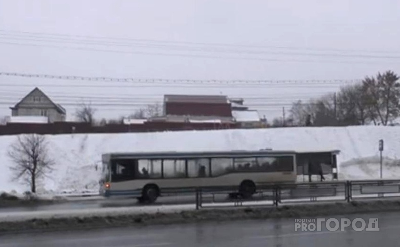 ГИБДД: в Пензе ребенок попал под автобус