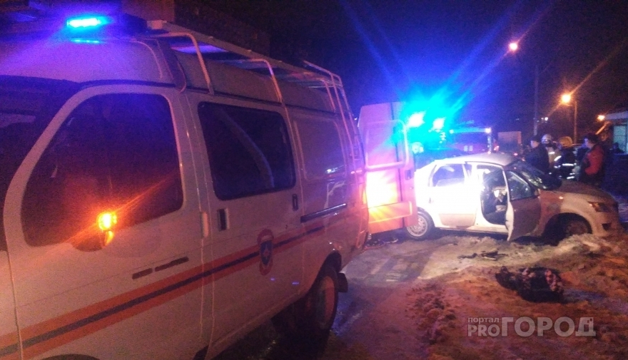 Извлекли труп из машины: спасатели рассказали о смертельной аварии на улице Строителей в Пензе