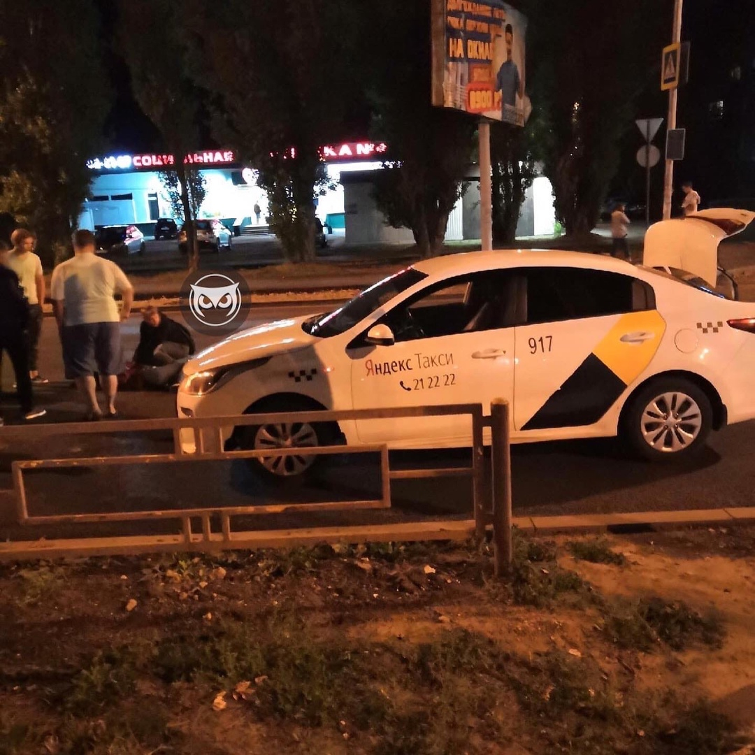 Ночью в Пензе таксист сбил девушку