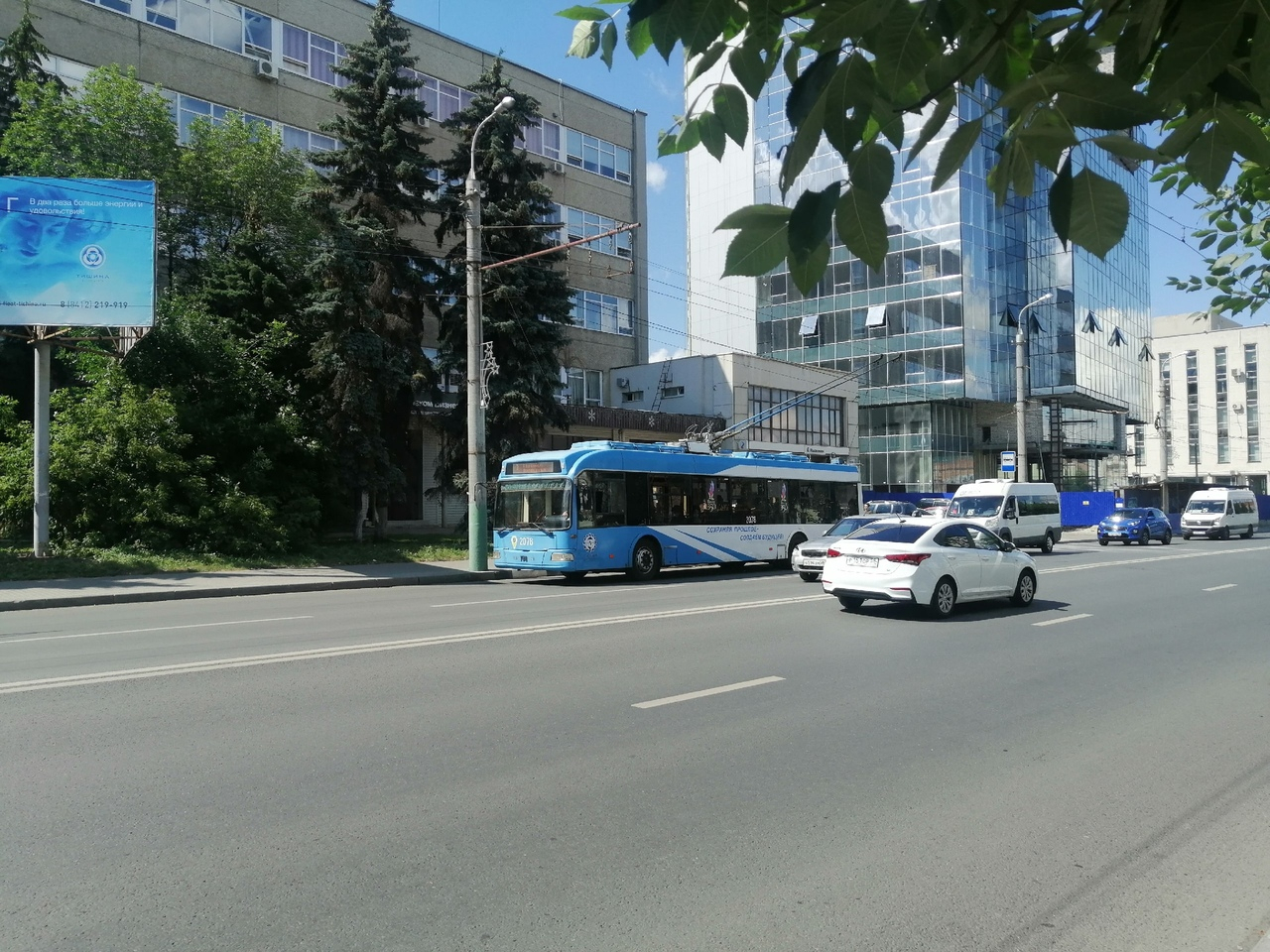 "Помним, любим, скорбим": пензенцы вышли на пикеты в защиту троллейбусов