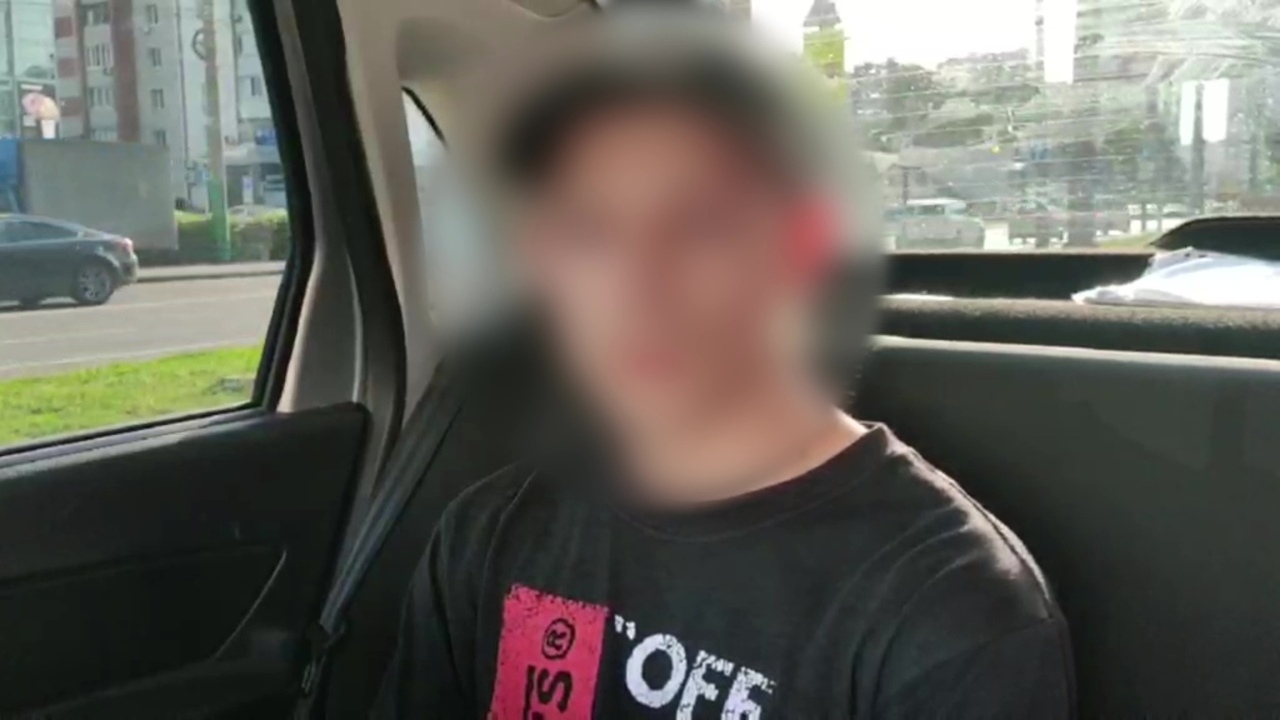 В Пензе задержали двух молодых парней, которые раскидывали по городу закладки