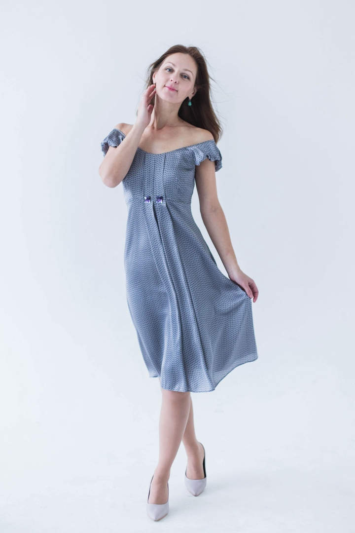 Бахрома, многослойность, закатанные рукава: стилист из Пензы рассказала о самых необычных сочетаниях в этом сезоне