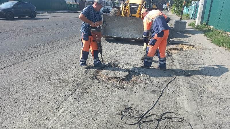 В Пензе ремонтируют дорогу на четырех улицах