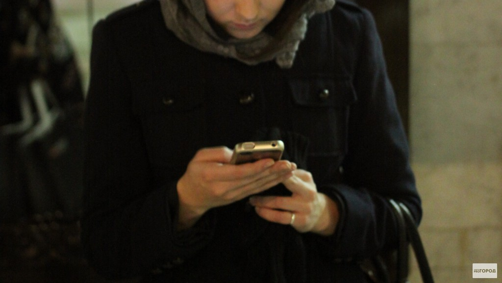 Пензячка ради матпомощи наврала коллегам о смерти своего отца