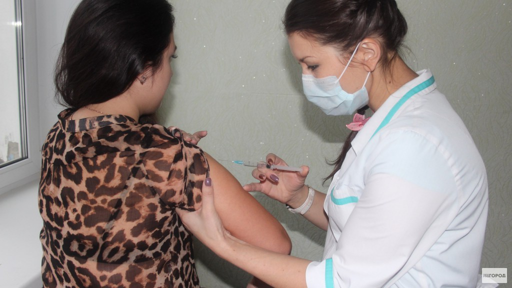 Стало известно, как действует вакцина от КОВИД "Спутник V"