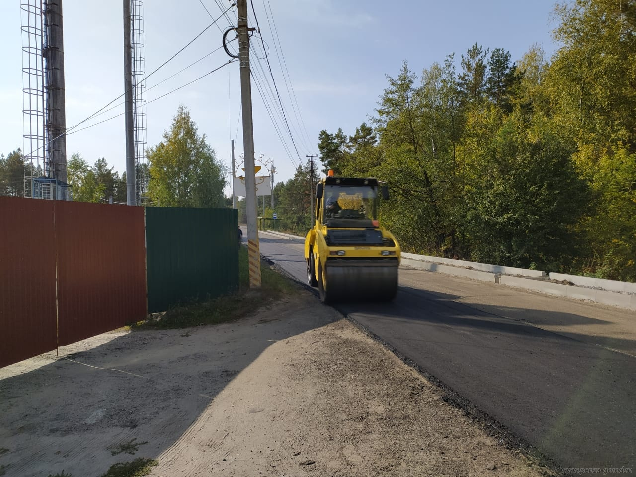 В Пензе ремонтируют дорогу на трех улицах