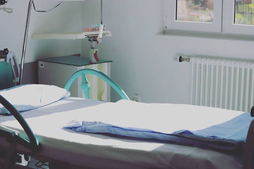"Мама скончалась через два дня": житель Пензенской области рассказал о беспределе в больнице