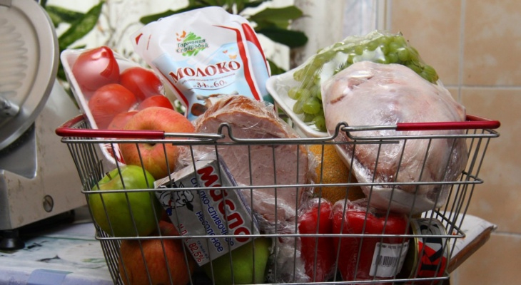 Россияне закупаются продуктами из-за страха нового карантина