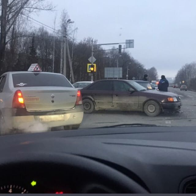 В Пензе на улице Кронштадской произошла авария