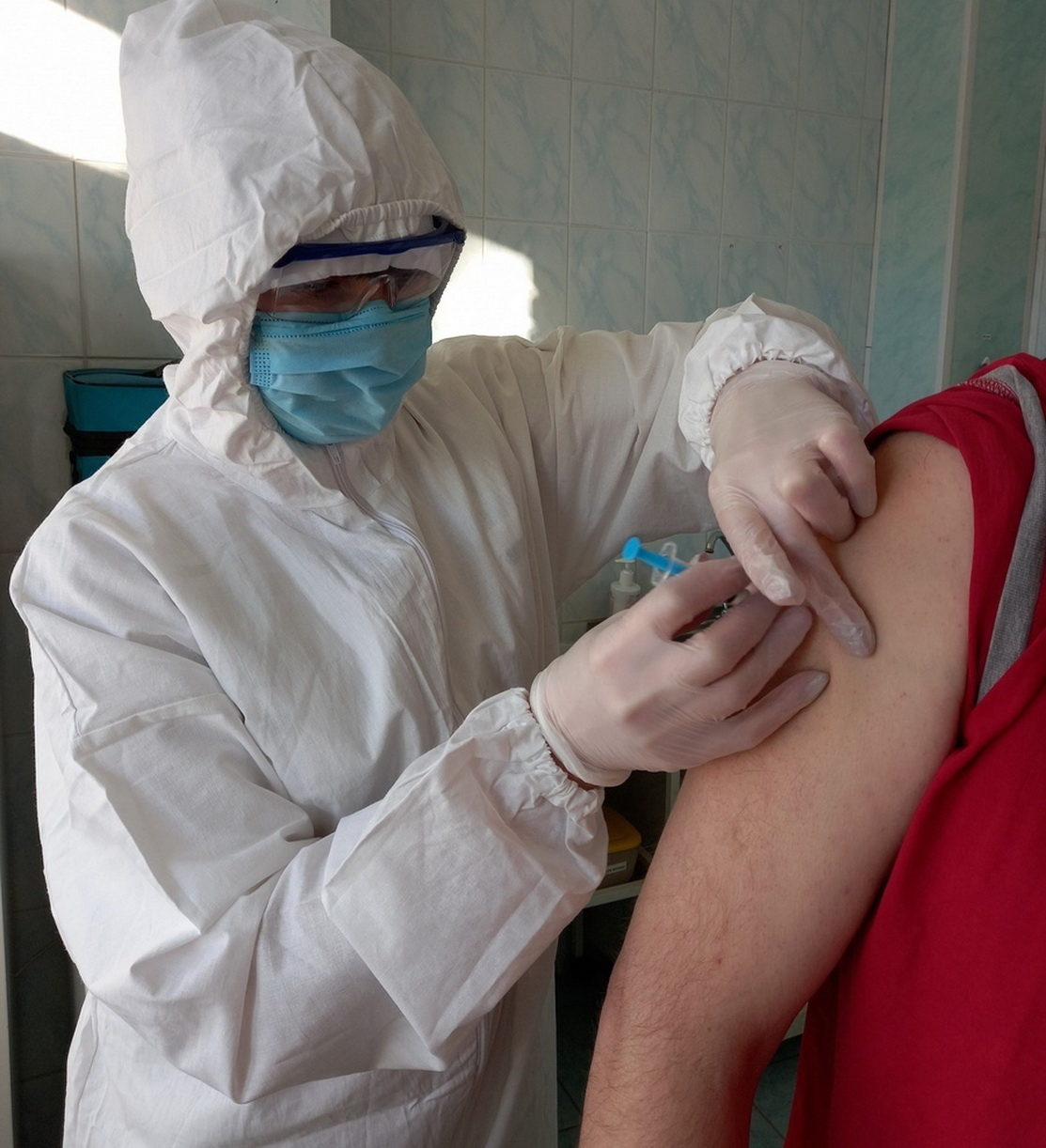 «Гарантий нет»: пензячка рискнула сделать прививку от COVID-19