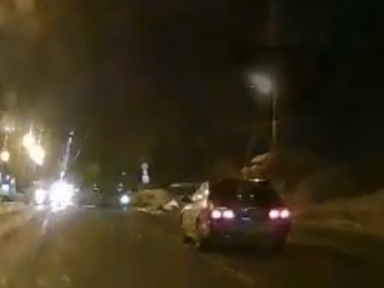 В Пензе на видео попал момент аварии на улице Вишневой