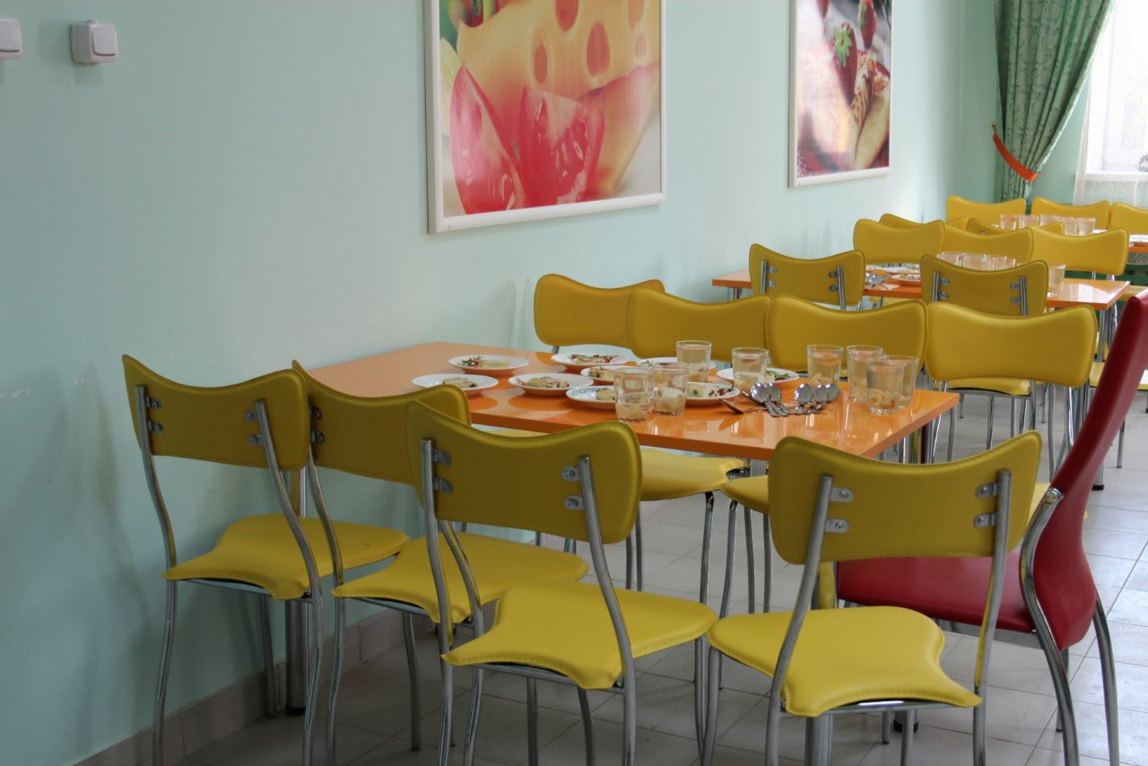 В Пензе в наказание учительница оставила детей без завтрака