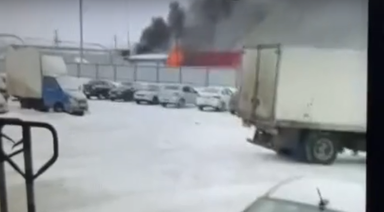 В Пензе на улице Аустрина произошёл пожар – видео