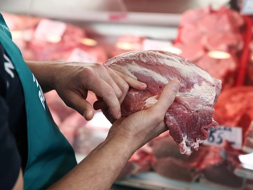 В пензенских школах обнаружили просроченное год назад мясо