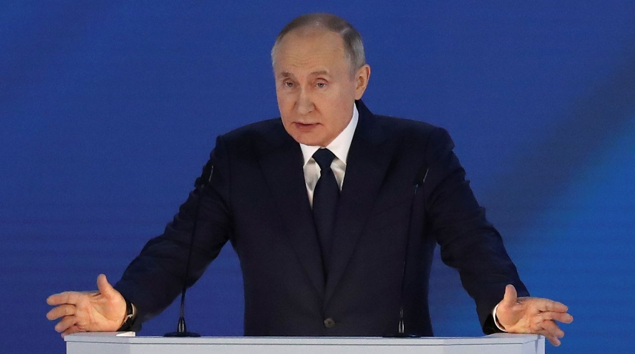 Путин назвал тех, кто получит выплаты до 15 тысяч рублей