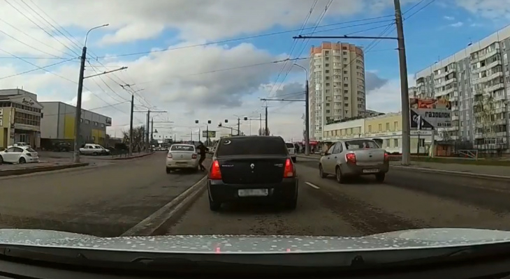 В Пензе накажут выехавшего на встречную полосу и попавшего на видео водителя