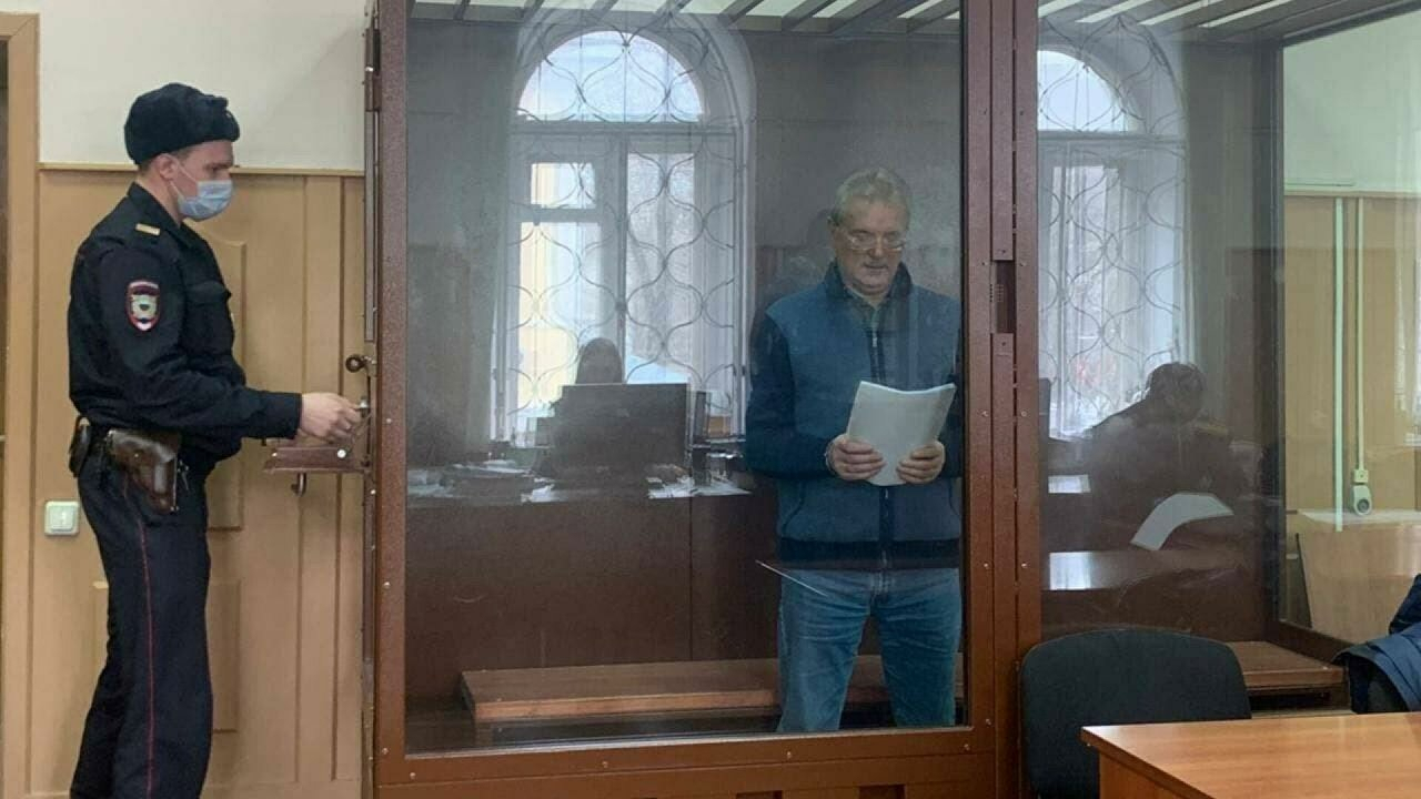 Суд продлил арест "подельнику" Белозерцева
