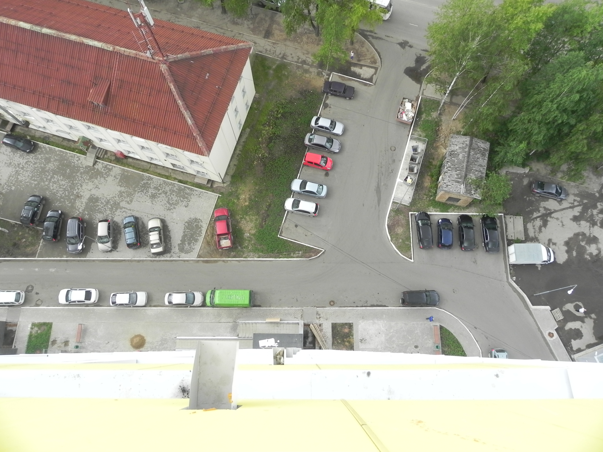 В Пензенской области из окна многоэтажки выпала девушка: СК проводит проверку
