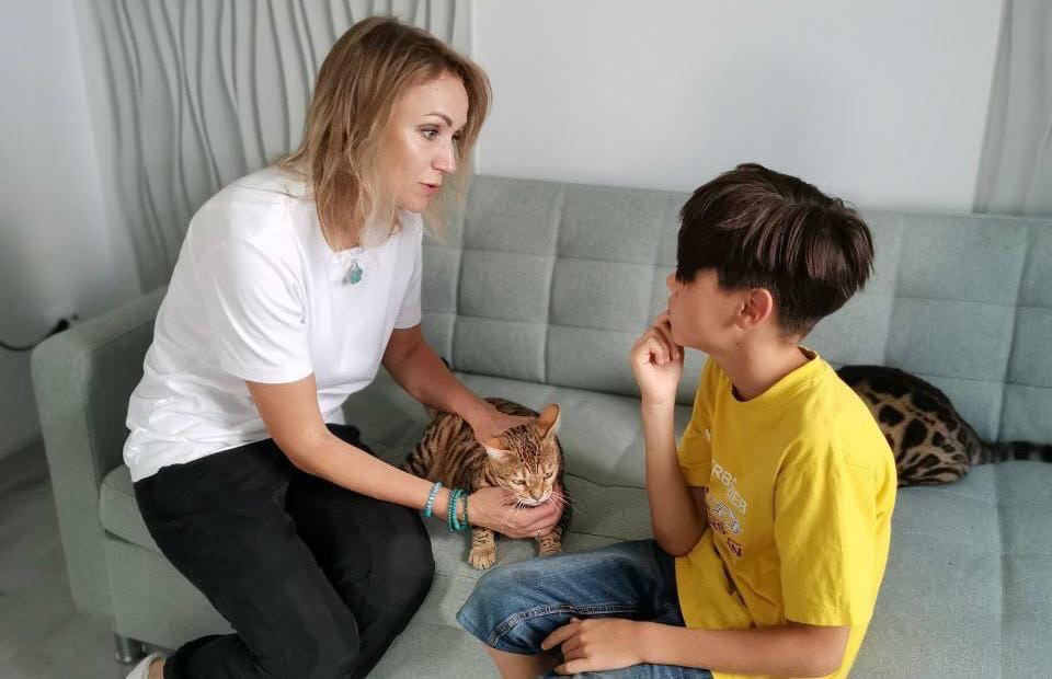 Партия «Новые люди» открыла в Пензе КотэХаус - центр лечения кошками