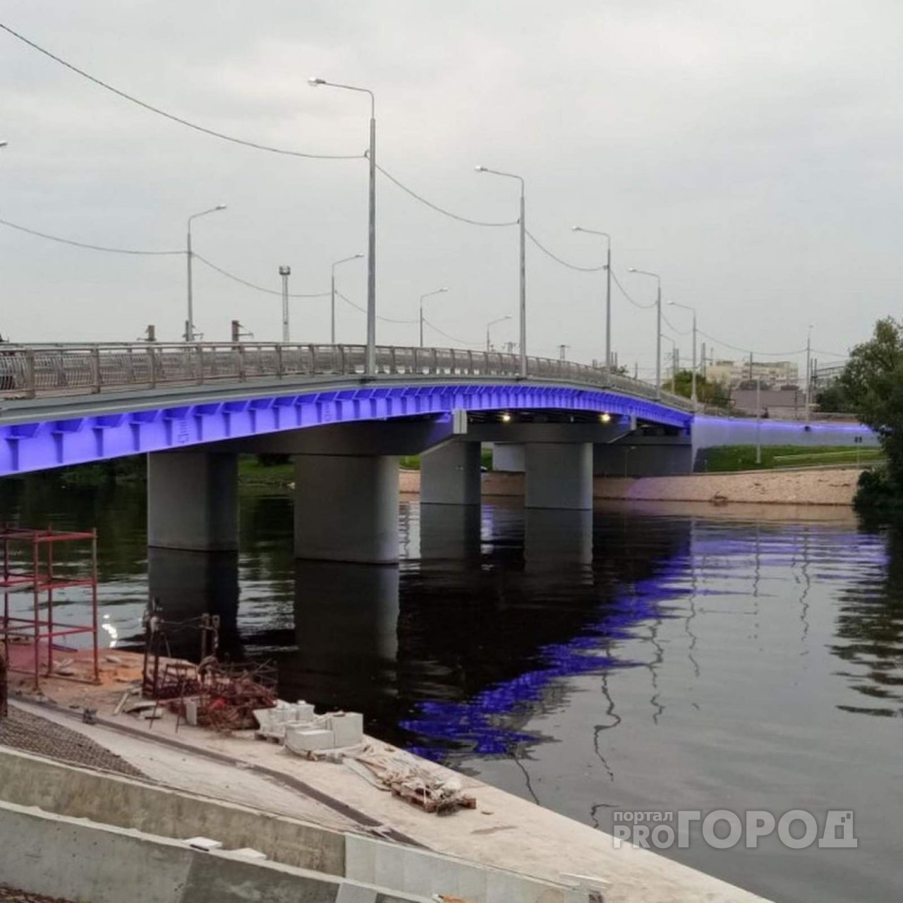 Бакунинский мост в Пензе обзавелся новой подсветкой